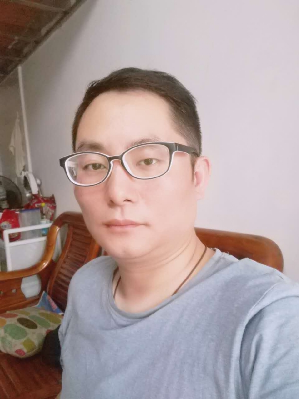 流星的尾巴的第一张照片--南安相亲网