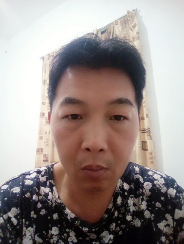 繁华哀伤的第一张照片--南安相亲网