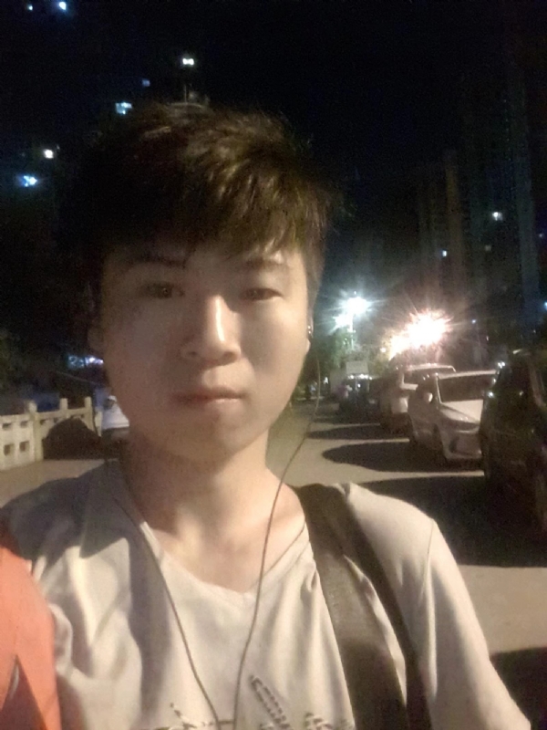 流星的瞬间的第一张照片--南安相亲网