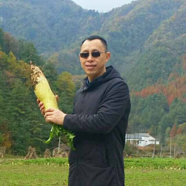 墨迹男的第一张照片--南安相亲网