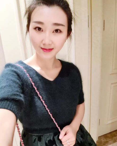 小妮的第三张照片--南安相亲网