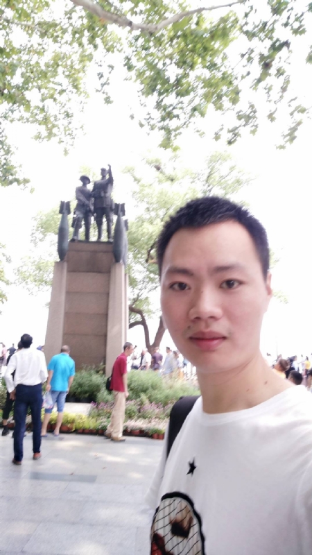 志东的第三张照片--南安相亲网
