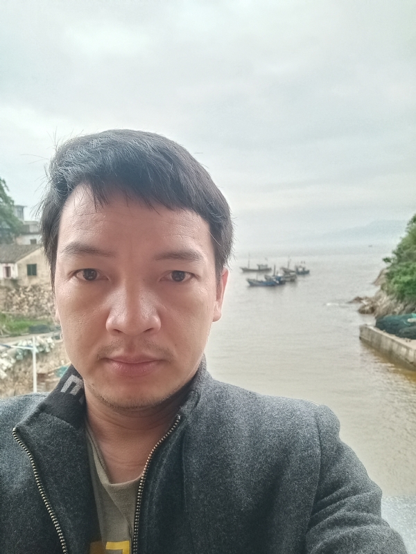 啊亮的第一张照片--南安相亲网