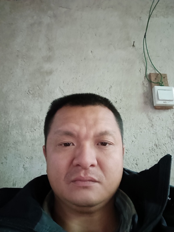 兰成龙的第三张照片--南安相亲网